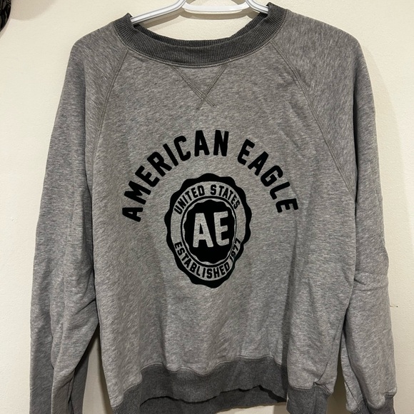 AE crewneck - Picture 1 of 2